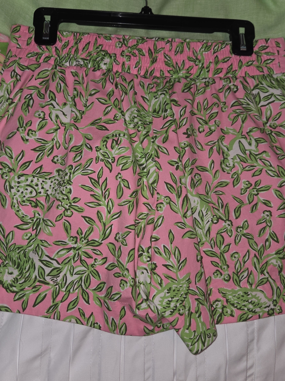 Lilly Pulitzer Alista Stretch Shorts Rousseau Pink Mane Character Energy Print